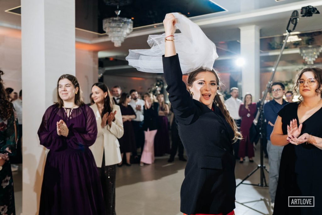 Reportaż ślubny w Willa Emilianów oraz plener w Ogrodzie Botanicznym Powsin